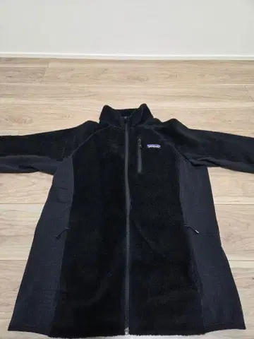 파타고니아 R2 자켓 블랙 STY25139
