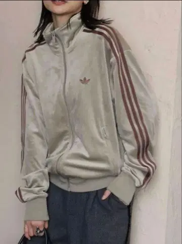 adidas 벨로아 트랙 저지