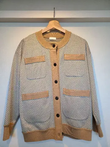 Ballsey 베이지 니트 가디건