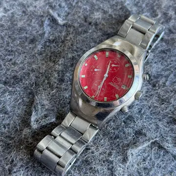 레어템 CITIZEN 헬로키티 2000개 한정판 크로노그래프 손목시계