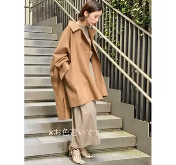 COGTHEBIGSMOKE SQUARE COAT 정가 7만 5900