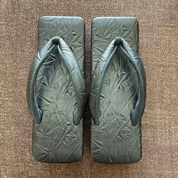 카렌브 s 블랙 스퀘어 조리