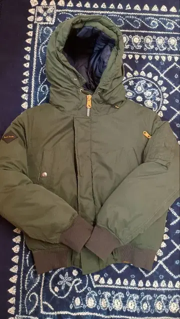 폴스미스 다운 자켓 카키