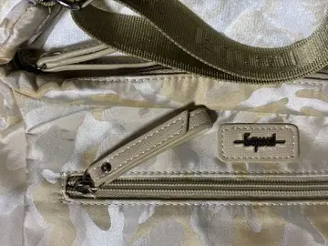 카모플라쥬 패턴 숄더백