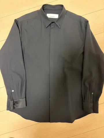 새상품급 오버 코트 블랙 셔츠