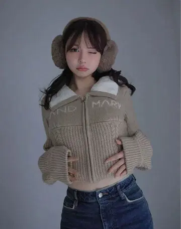 andmary mary logo zip tops