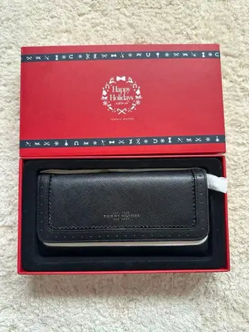 타미 힐피거 블랙 장지갑