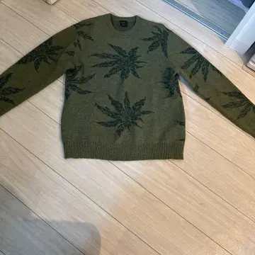 HUF 올리브 그린 잎 패턴 니트 M