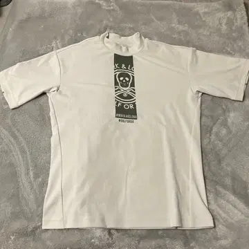 MARK & LONA 화이트 스컬 로고 셔츠