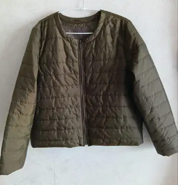 새상품급 크로스플러스 올리브 퀼팅 자켓 11호