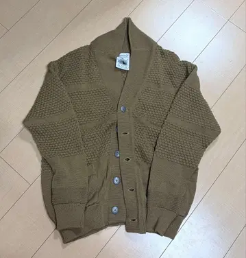 S.N.S. Herning 울 가디건 M 브라운