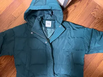 GYDA 다크 그린 다운 자켓 F 사이즈