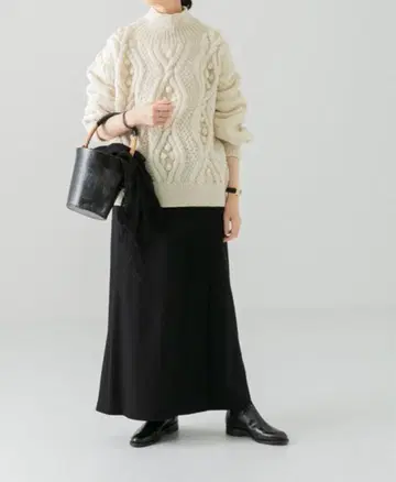 카구레 패턴 니트 터틀넥 풀오버 GA17-22M008