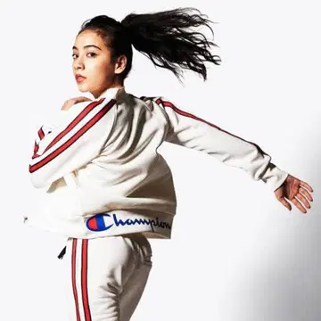 Champion 화이트 집업 자켓 셋업