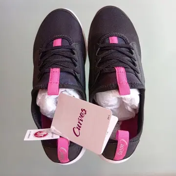 Curves 블랙/핑크 스니커즈 23.5cm