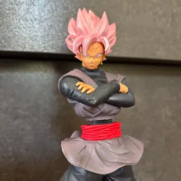 오공 블랙 피규어