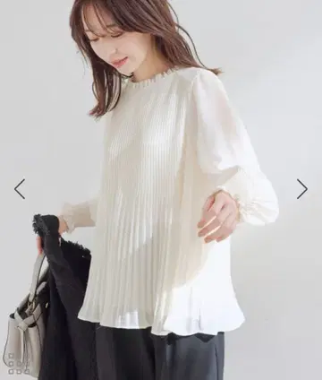 VIS 세탁 가능한 쉬폰 플리츠 블라우스