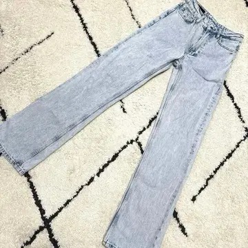 ZARA 스트레이트 레그 미드 라이즈 데님 팬츠 32 라이트 블루