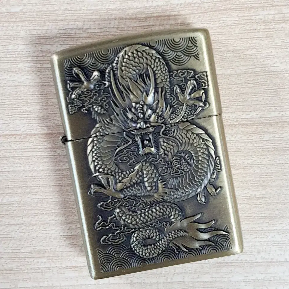 Lookism/Appearance Supremacy sealed new product Jong Gun lighter