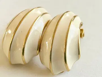 미사용 빅 사이즈 아이보리 크림 컬러 레트로 vintage 귀찌