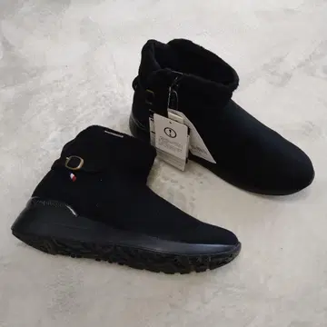 새상품 르꼬끄 스포르티브 정가 9350엔 숏부츠 방수 설계 25cm