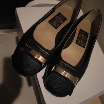 최종 가격 인하했습니다. 모토마치 미하마 커터 슈즈