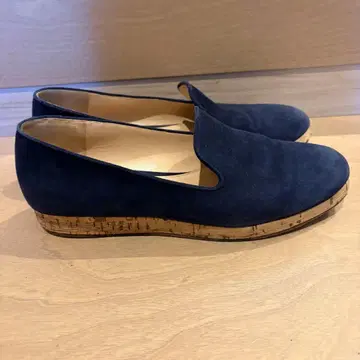 지안비토 로시 플랫 코르크 밑창 펌프스