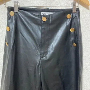 ZARA 블랙 레더 팬츠 EUR 34