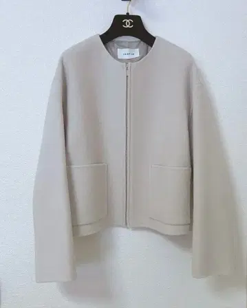 FRAY I.D 노카라 지퍼 숏 리버 코트