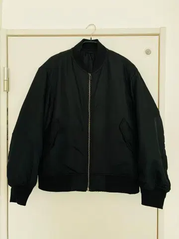 UNIQLO 유니클로 MA-1 2022년 모델 새상품급 L