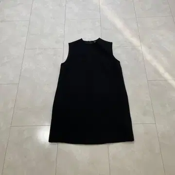 ZARA 블랙 슬리브리스 원피스 XS