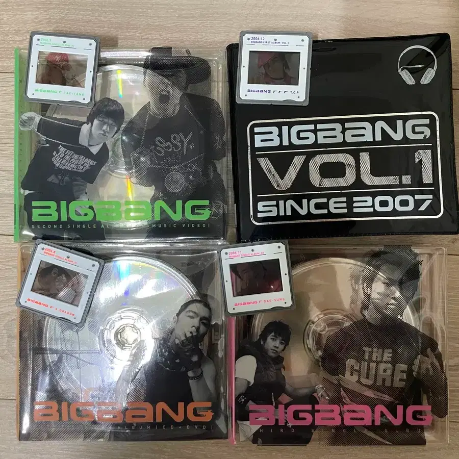 G-DRAGON | 지드래곤 special -edition CD with autographed Big Bang