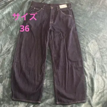 UNIQLO 배기 커브 청바지 (짧은 기장)