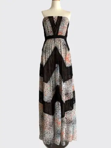 EllePrintLaceBlockedHalterDress