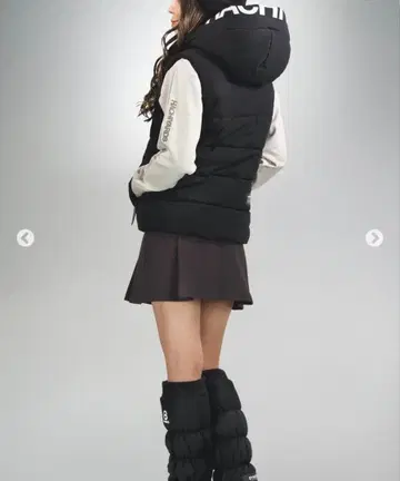 [ 완판템 ] 8 YARDS 블랙 다운 베스트 L 사이즈