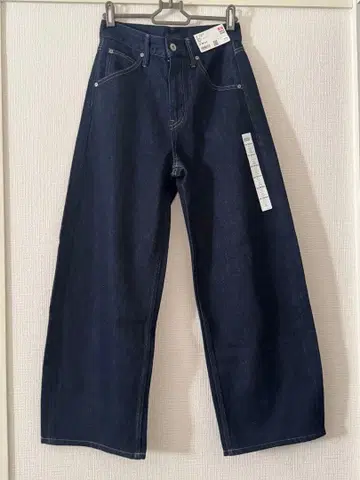 유니클로 배기 커브 청바지