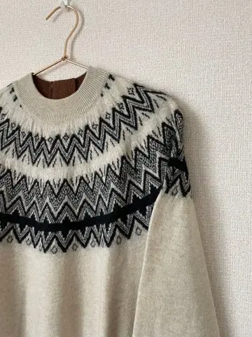 [ 새상품 최상급 ] unfil/ 자카드 니트 원피스