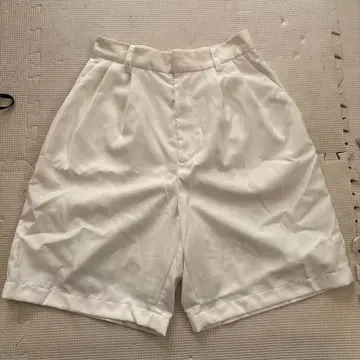 LAGUAGEM 화이트 숏팬츠 S 사이즈