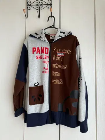 PANDIESTA 팬디에스타 후드티 L 사이즈