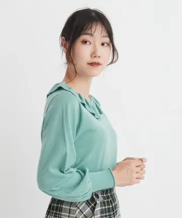 뷔르데사봉 comfort merino frill 풀오버