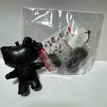 키티 me% 비즈 참 토이 키링 가죽