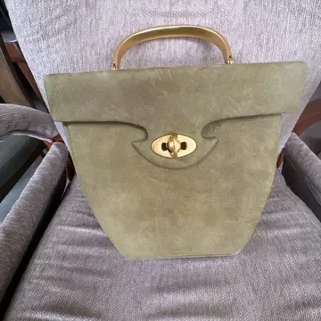 골드 금장 장식 지방시 파티 백