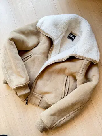 ZARA 무스탕 코트 새상품급