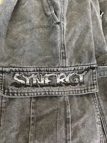 SYNERGY 그레이 데님 팬츠