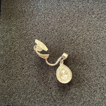 스와로브스키 귀걸이