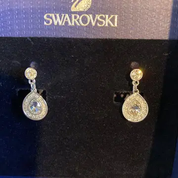 스와로브스키 귀걸이