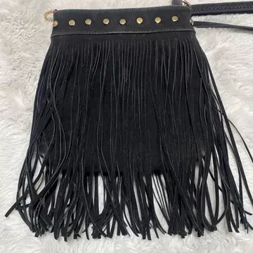 프린지 장식 블랙 스웨이드 숄더백