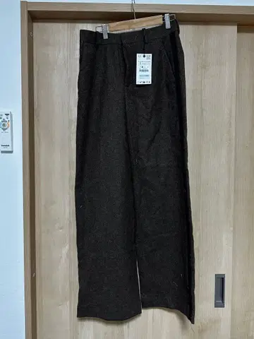 브라운 와이드 팬츠 S 사이즈 사이드 스트라이프