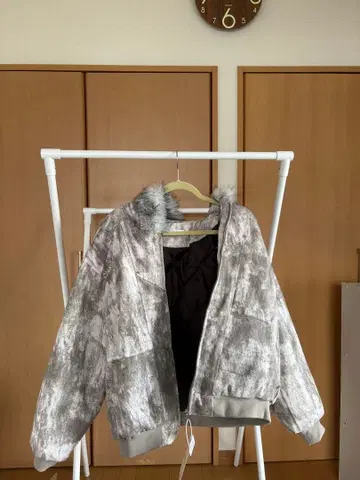 퍼 자켓 화이트 L