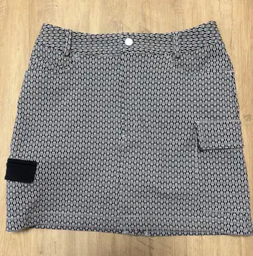 TAYLORMADE 패턴 스커트 M 사이즈